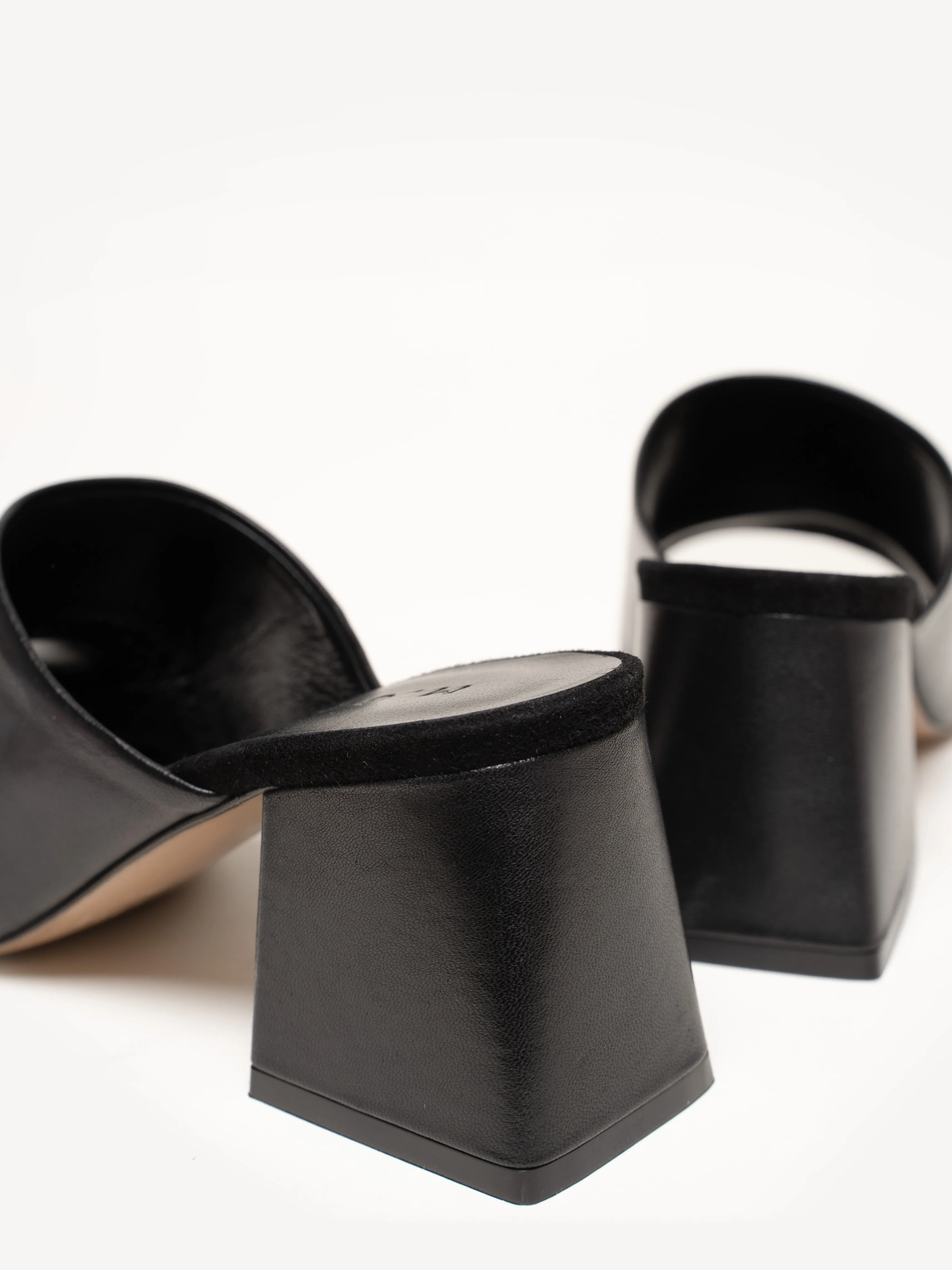 The Adriana (Sample Sale)