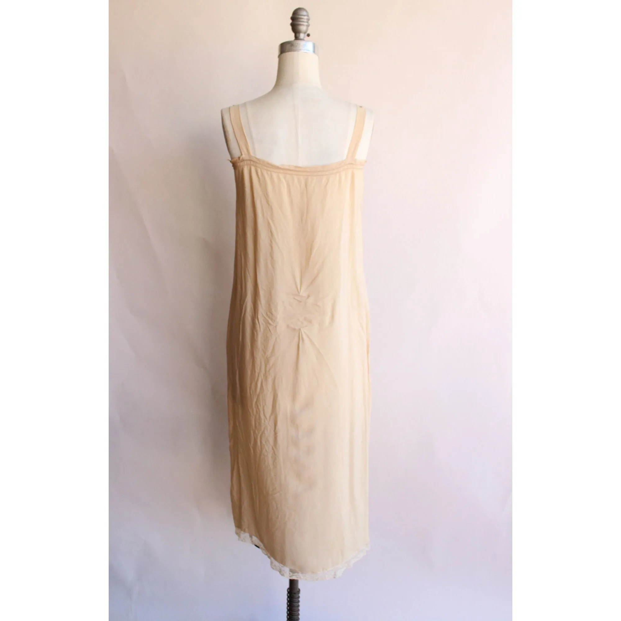 Vintage 1920s Slip in Beige Silk